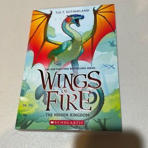 Wings of Fire: The Hidden Kingdom by Tui T. Sutherland